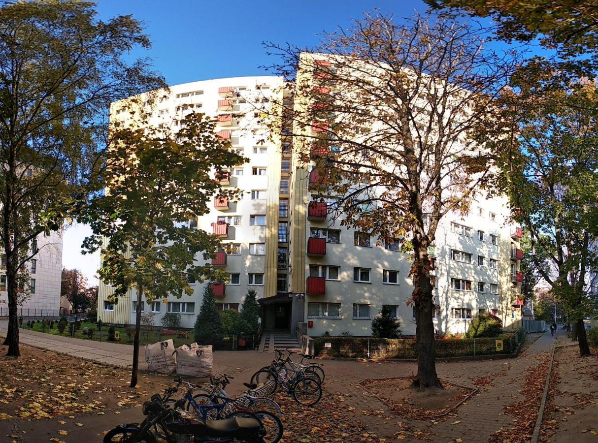 Studio Zelazna Rooms Near Old Town Warsaw Luaran gambar