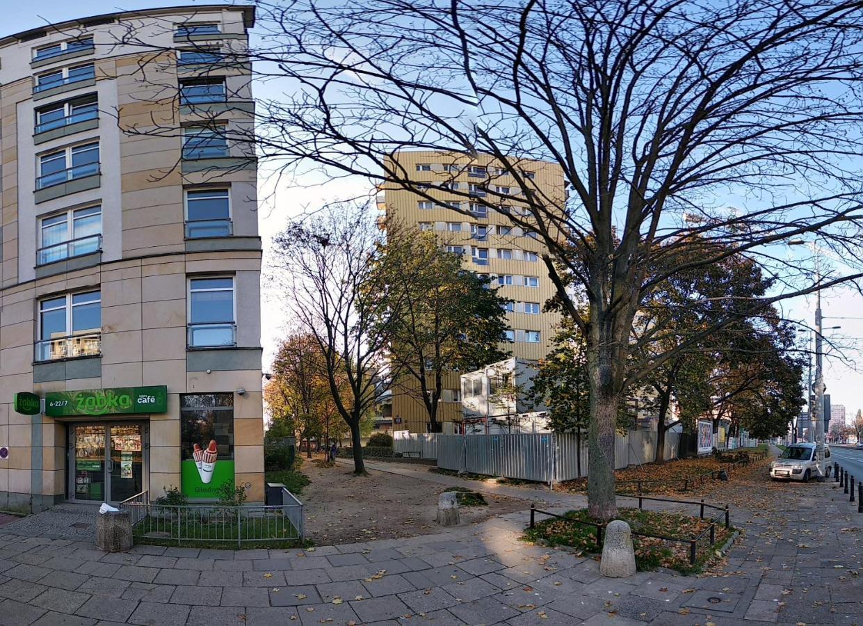 Studio Zelazna Rooms Near Old Town Warsaw Luaran gambar